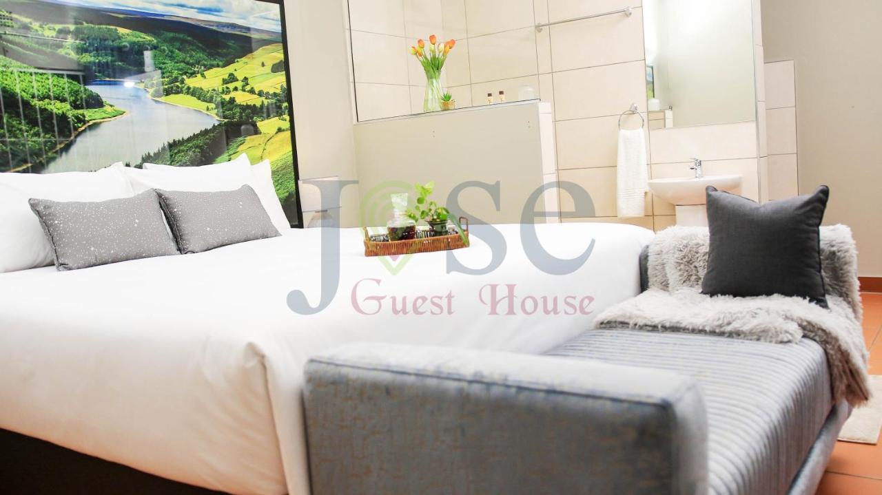קמפטון פארק Jose Guesthouse מראה חיצוני תמונה